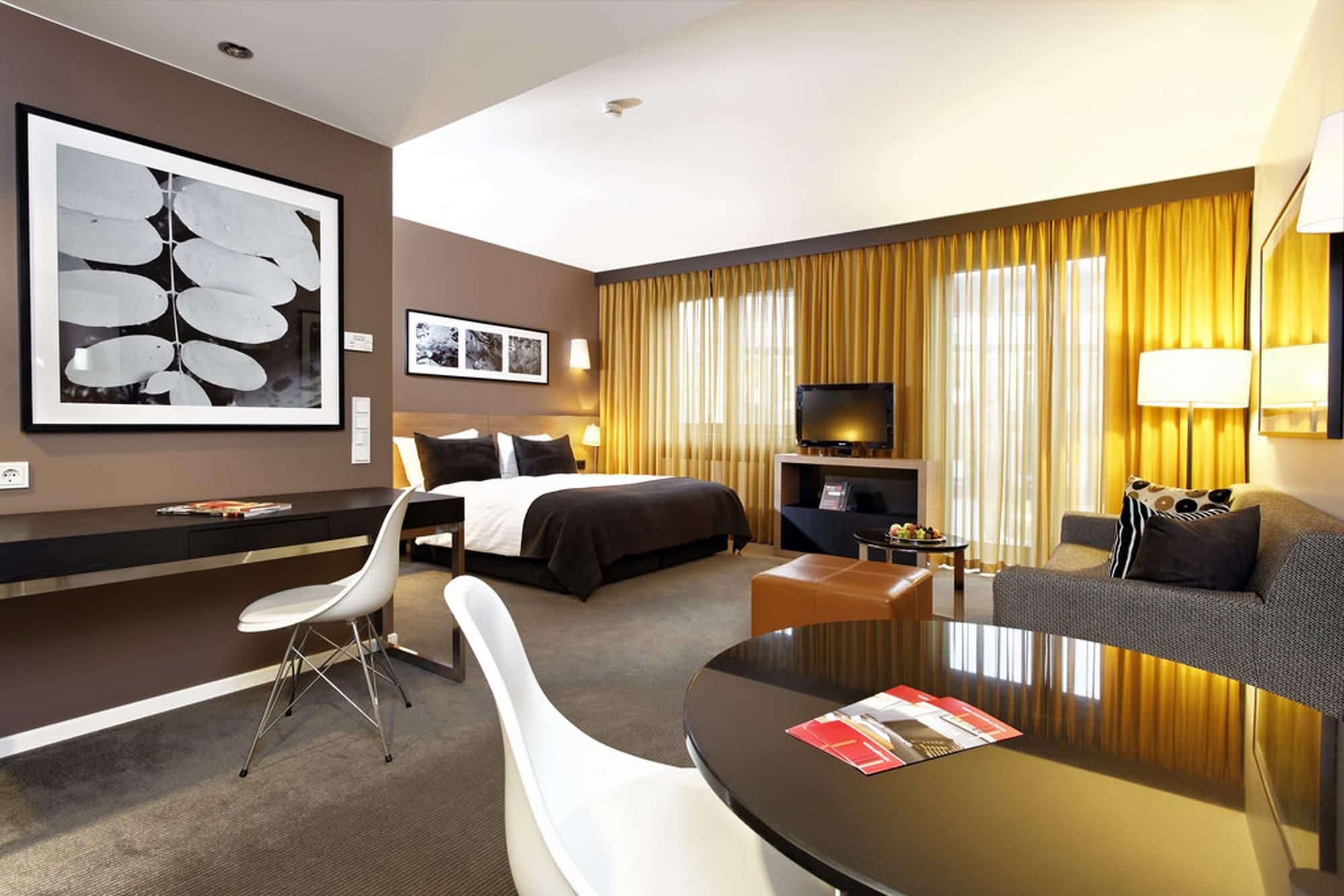 Adina Mitte Aparthotel 4*